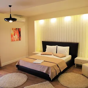 Kristal Hotel