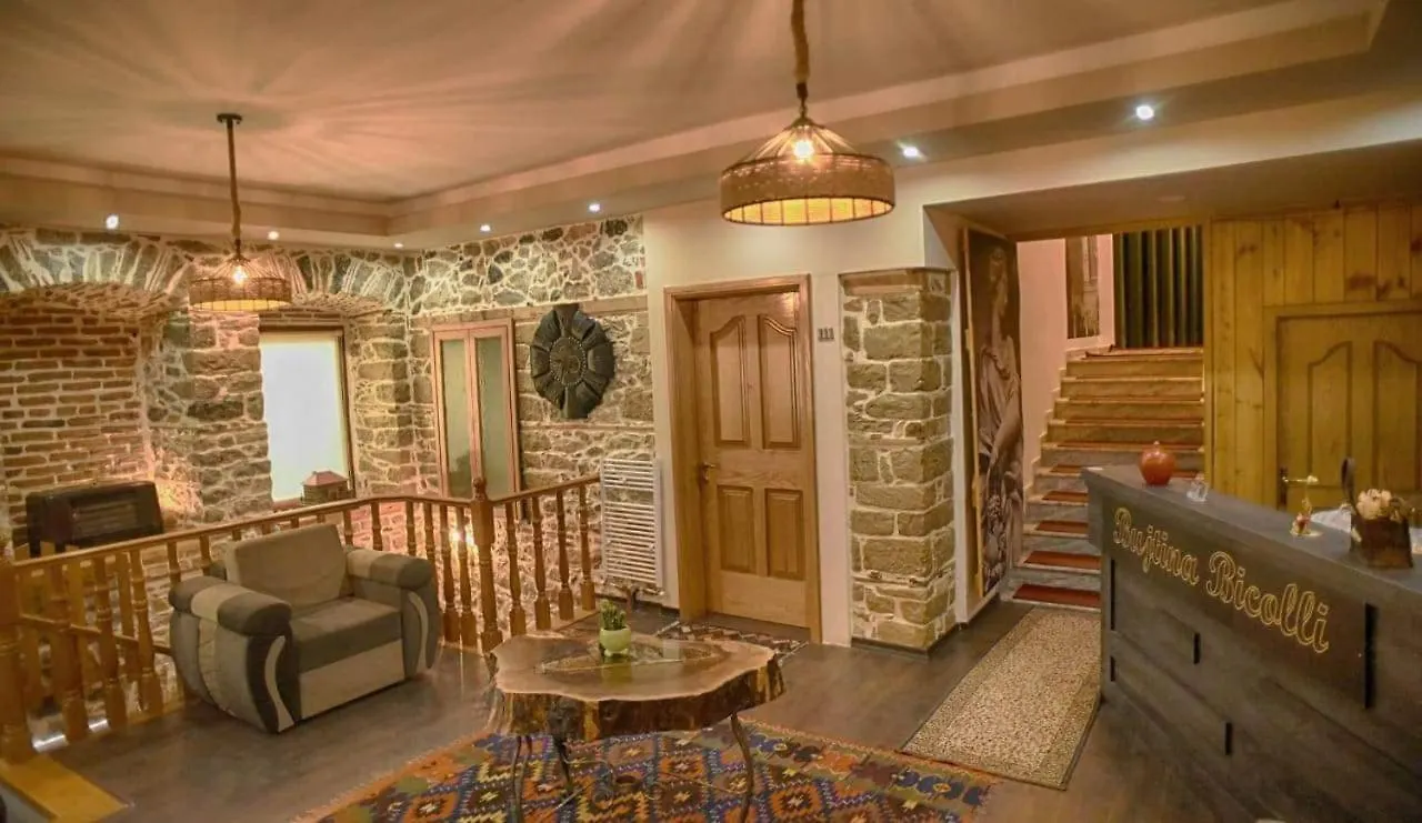 Hotel Bujtina Bicolli Korce 0*,  Albania